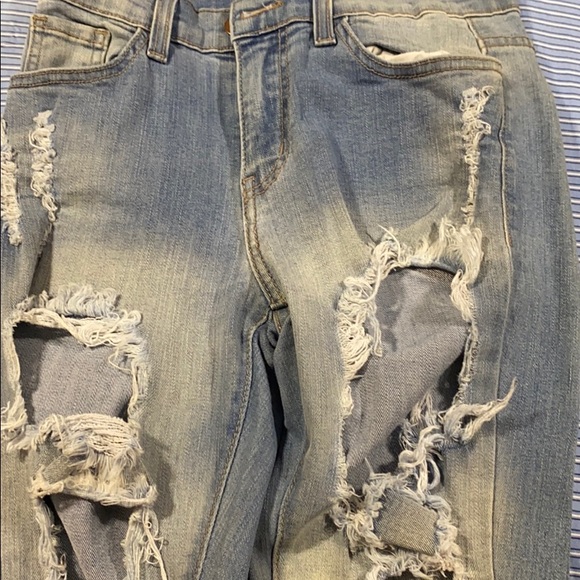 JEANS (DISTRESSED) - Picture 1 of 3